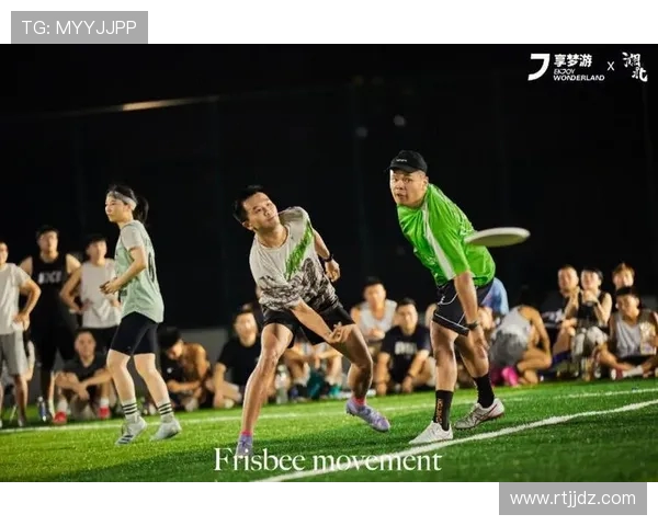 南京飞盘队在世界街舞大赛中的灵活性表现引发热议与赞赏